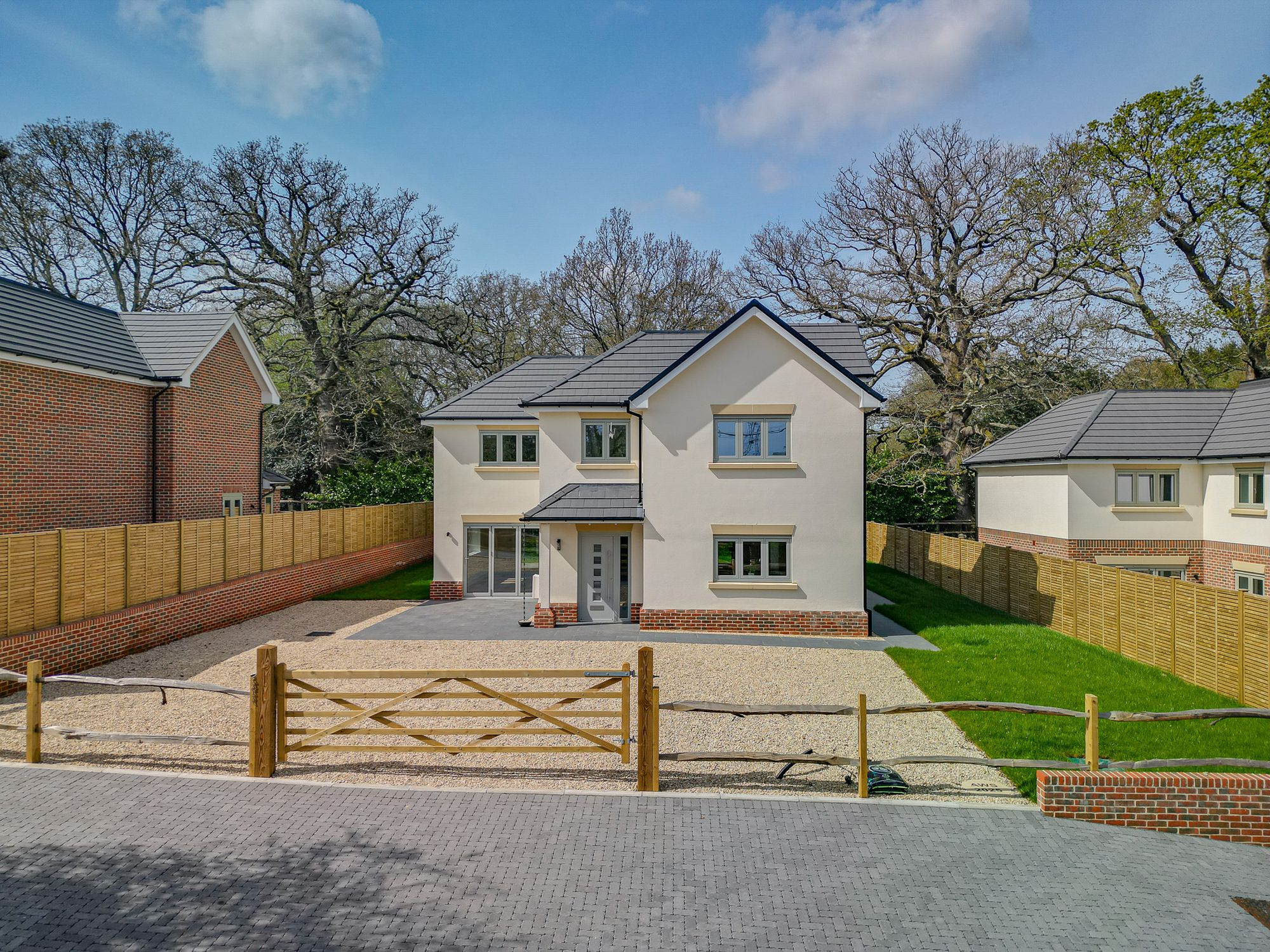 Sky View, Trampers Lane, North Boarhunt