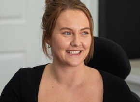 Paisley Thomson headshot image