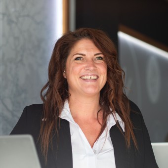 Jo Newstead headshot image